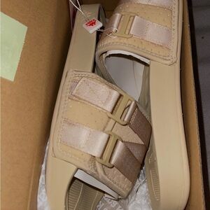 BRAND NEW KAPPA BEIGE LURIA 1  SLIDES SANDALS MENS SZ 10